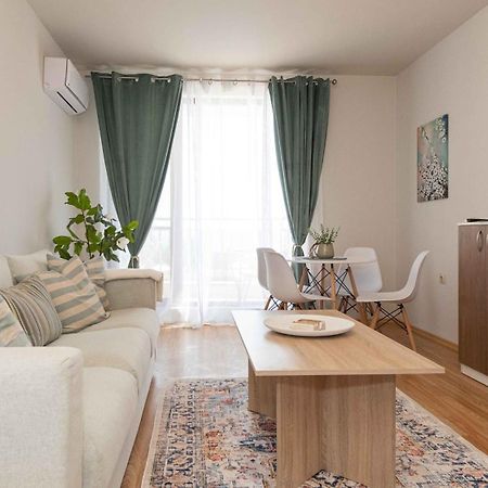 סרפובו June One Bedroom Sea View Apartment Diamond Beach Resort מראה חיצוני תמונה