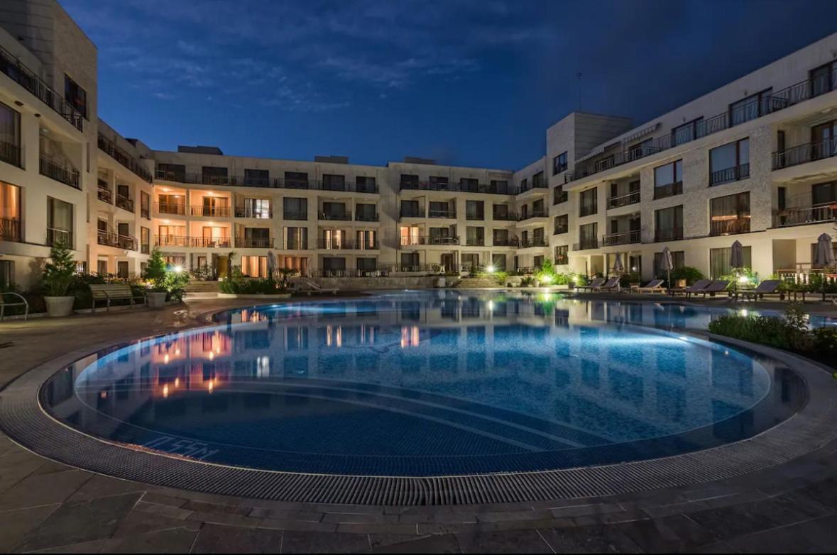 סרפובו June One Bedroom Sea View Apartment Diamond Beach Resort מראה חיצוני תמונה